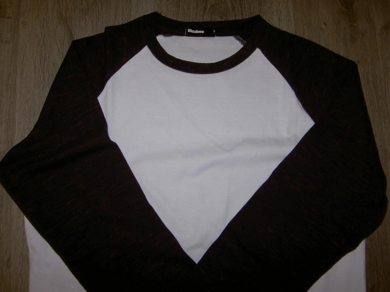 CAMISETA ML BRANCA E PRETA CHINA - BIZZBEE - TAMANHO XS - n°01 – photo 7